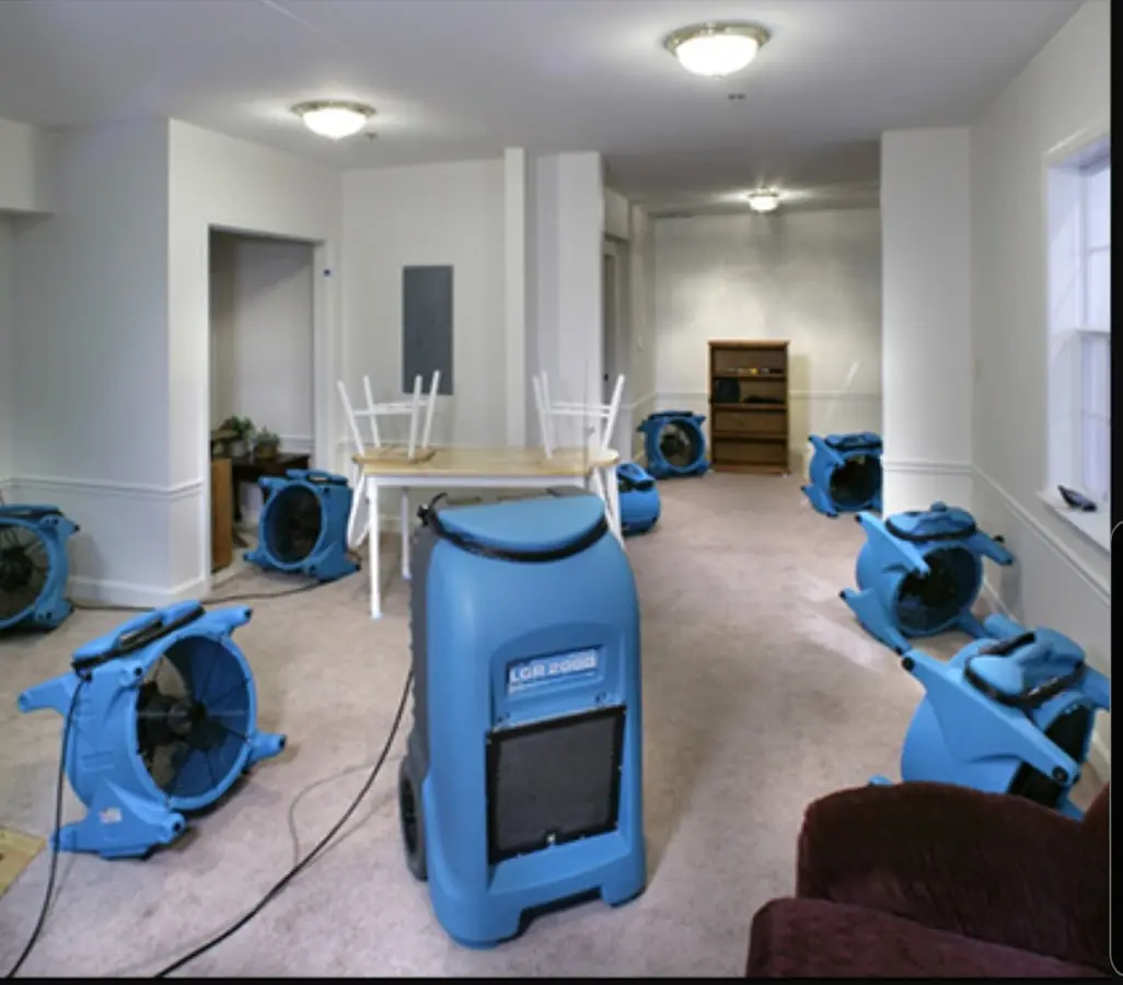 Air movers and dehumidifier setup for Water Damage Restoration in San Carlos Park